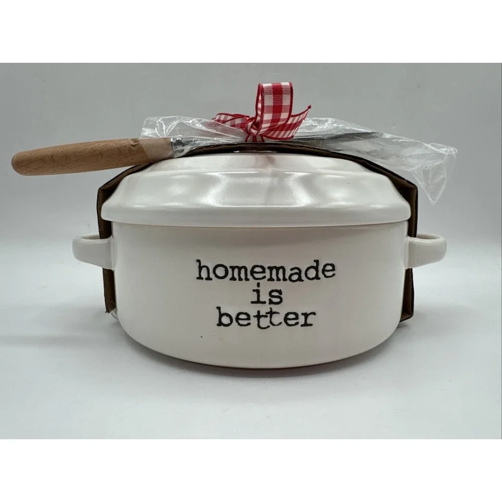 Covered Stoneware Mini Brie Bake & Serve Set With Spreader